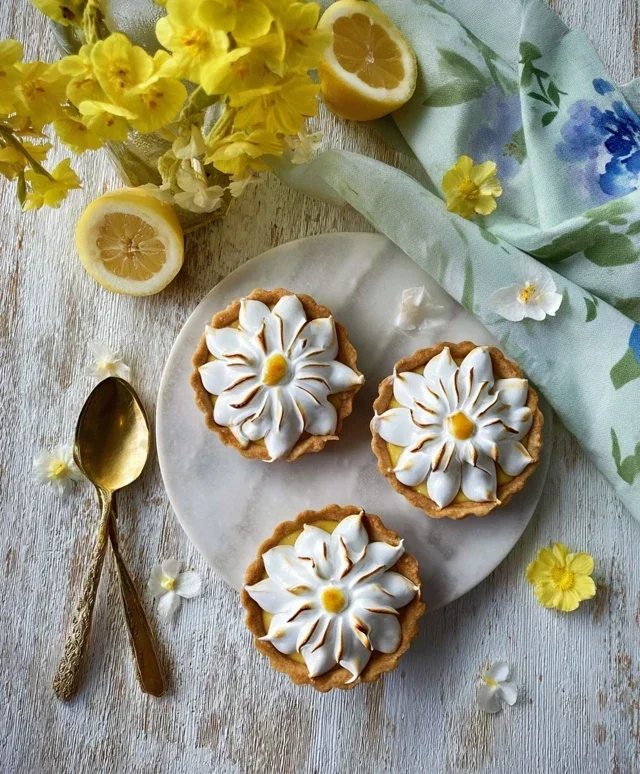 Daisy Lemon Meringue Pies